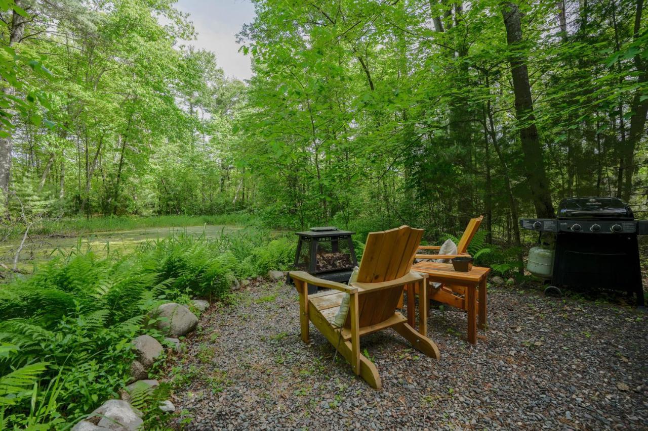 Vintage Wild West Tiny Hotel In The Woods! Pine City Bagian luar foto